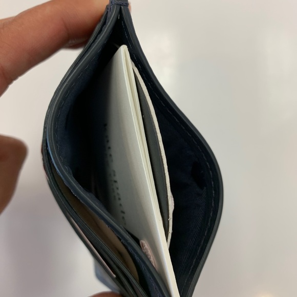 Authentic Kate spade leather Disney Alice card cs - Picture 3 of 7